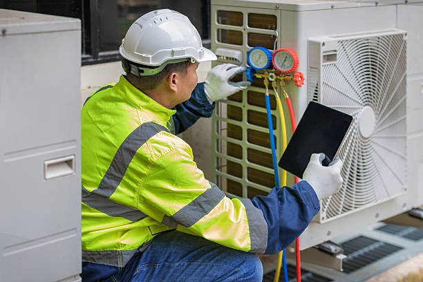 Professional Hvac technician working in Genoa, IL